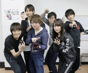 舞台『ナナマル サンバツ THE QUIZ STAGE』の稽古場を取材！　西井幸人、鈴木絢音ほかメインキャスト＆脚本・演出インタビュー