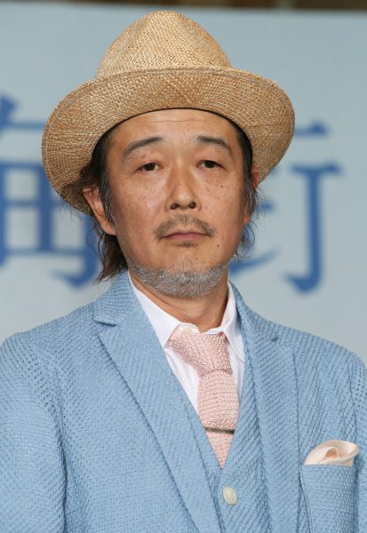 「役者」リリー・フランキーが“あの曲“のジャケットを描いたって知ってる?