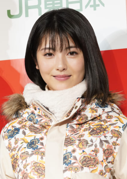 今年度は浜辺美波 Jrスキー のcmで最初の 恋人 は誰だった Quiz Japan