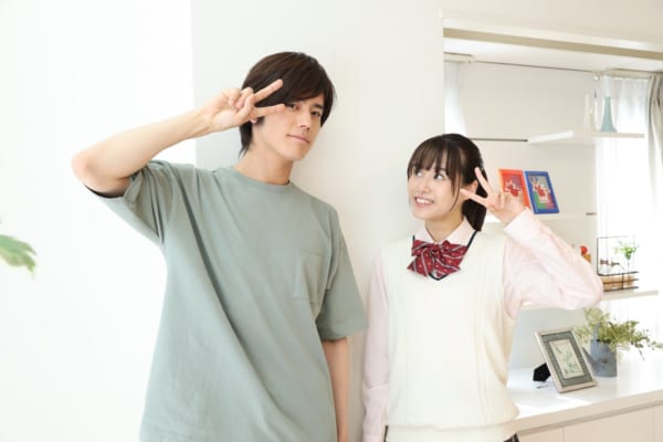 岩永徹也＆熊田茜音出演「第1回クイズ検定」WEB CMが公開！ 撮影現場でのQUIZ JAPAN独占フォトを掲載中！
